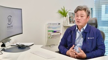 Vice President Simon Gunwung Park